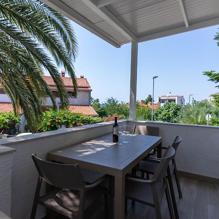 Briuni Riviera Apartment พูลา ภายนอก รูปภาพ