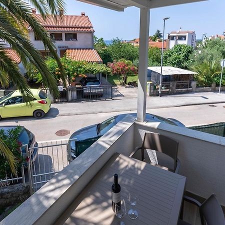 Briuni Riviera Apartment พูลา ภายนอก รูปภาพ