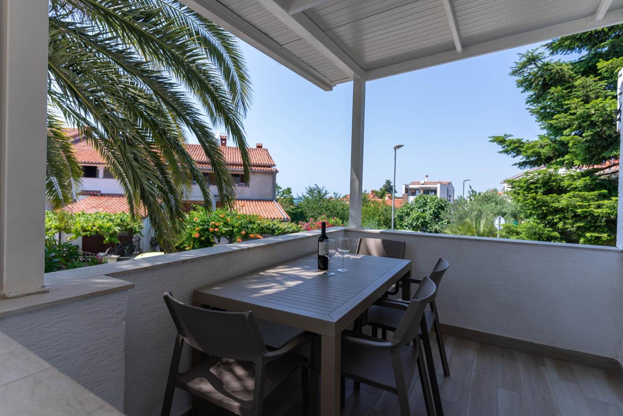 Briuni Riviera Apartment พูลา ภายนอก รูปภาพ